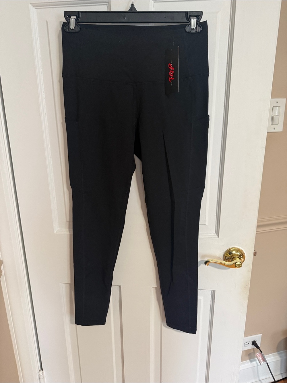 The Gym People Black Women’s High-Rise Active Leggings with Side Pockets